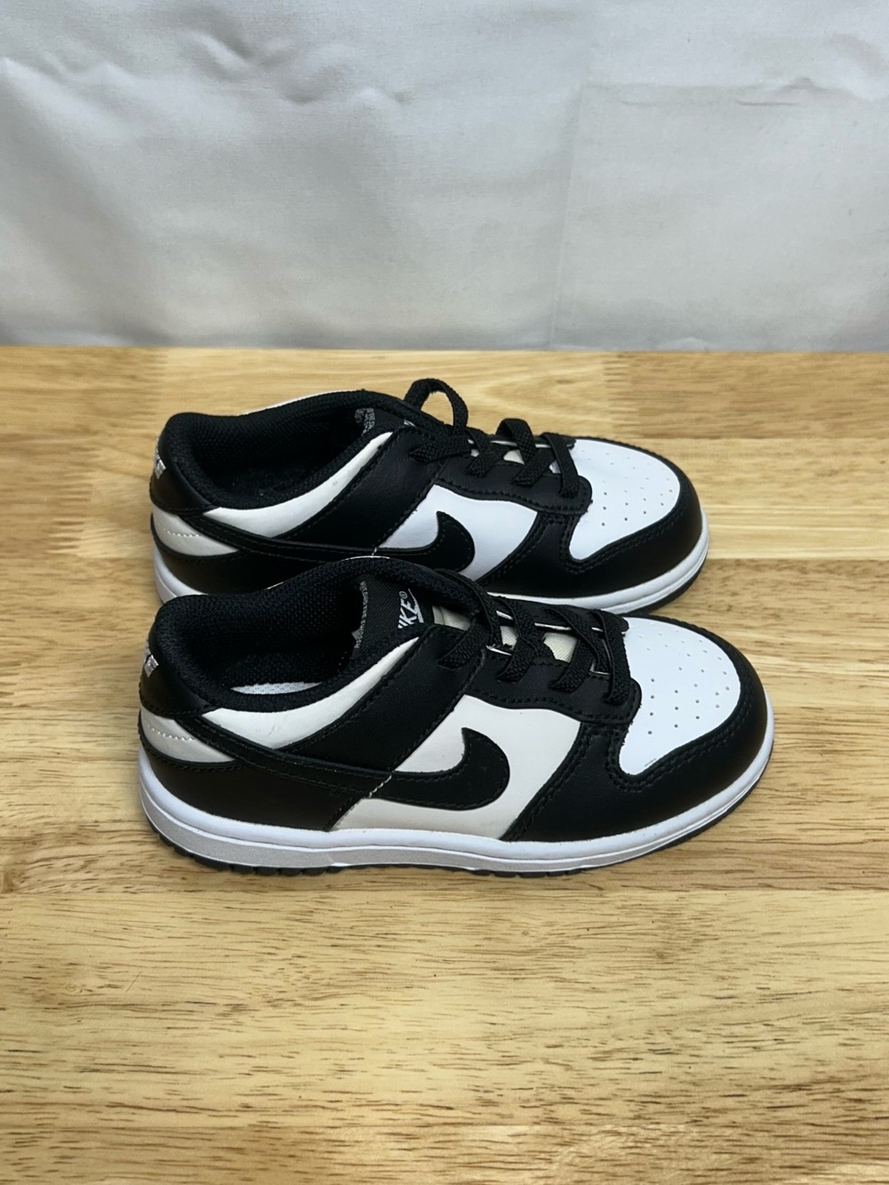 Nike Dunk Low ‘Panda’